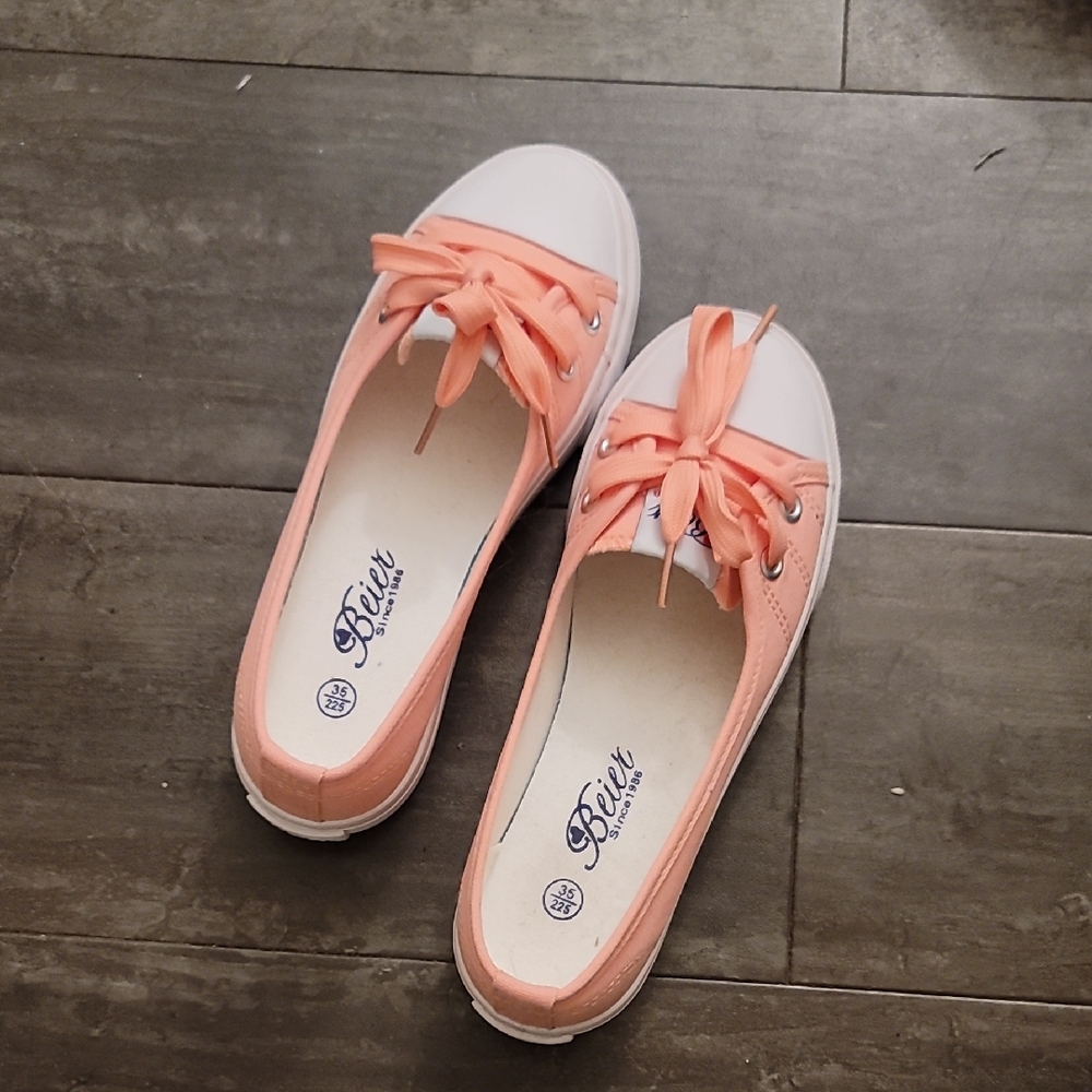 Pink MaryJane Sneakers New